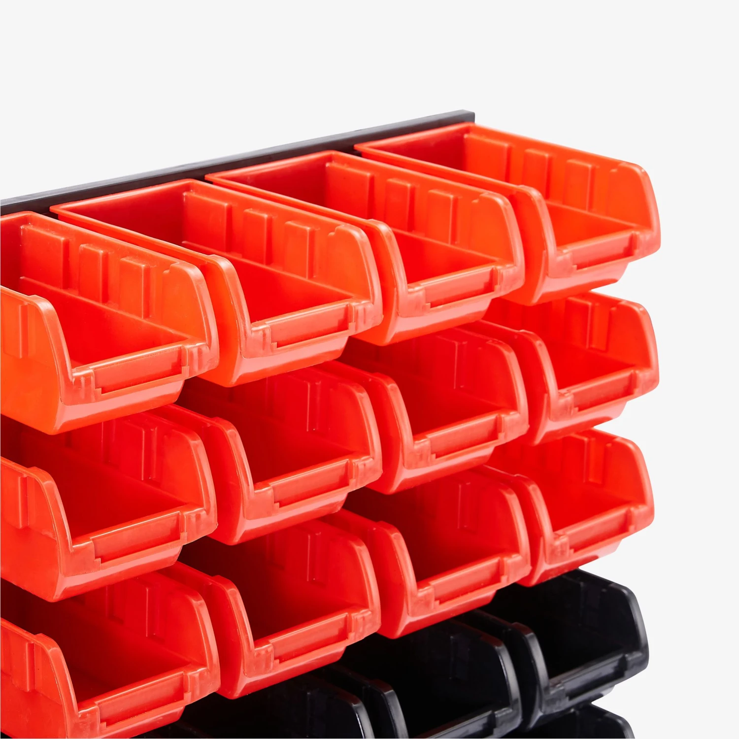 Werkzeugwand Mit 46 Stapelboxen 6 Werkzeugwand Mit 46 Stapelboxen – Bild 4